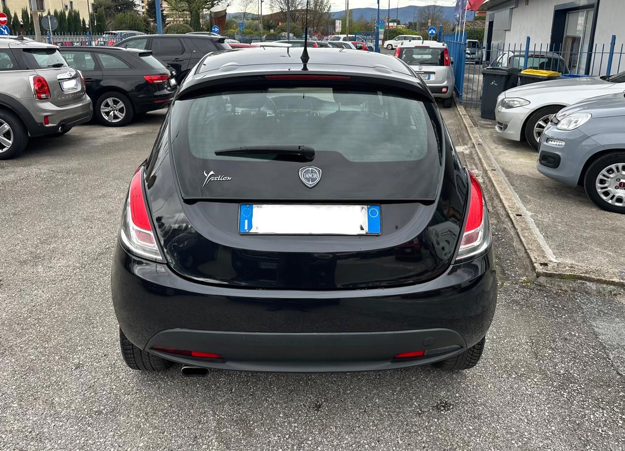 Lancia Ypsilon 1.2 69 CV 5 porte GPL Ecochic Gold