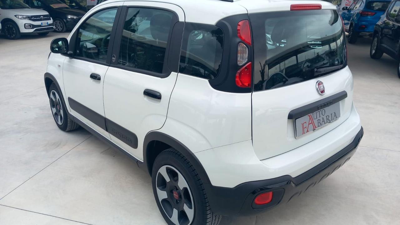 Fiat Panda 1.2 Connected by Wind cross
