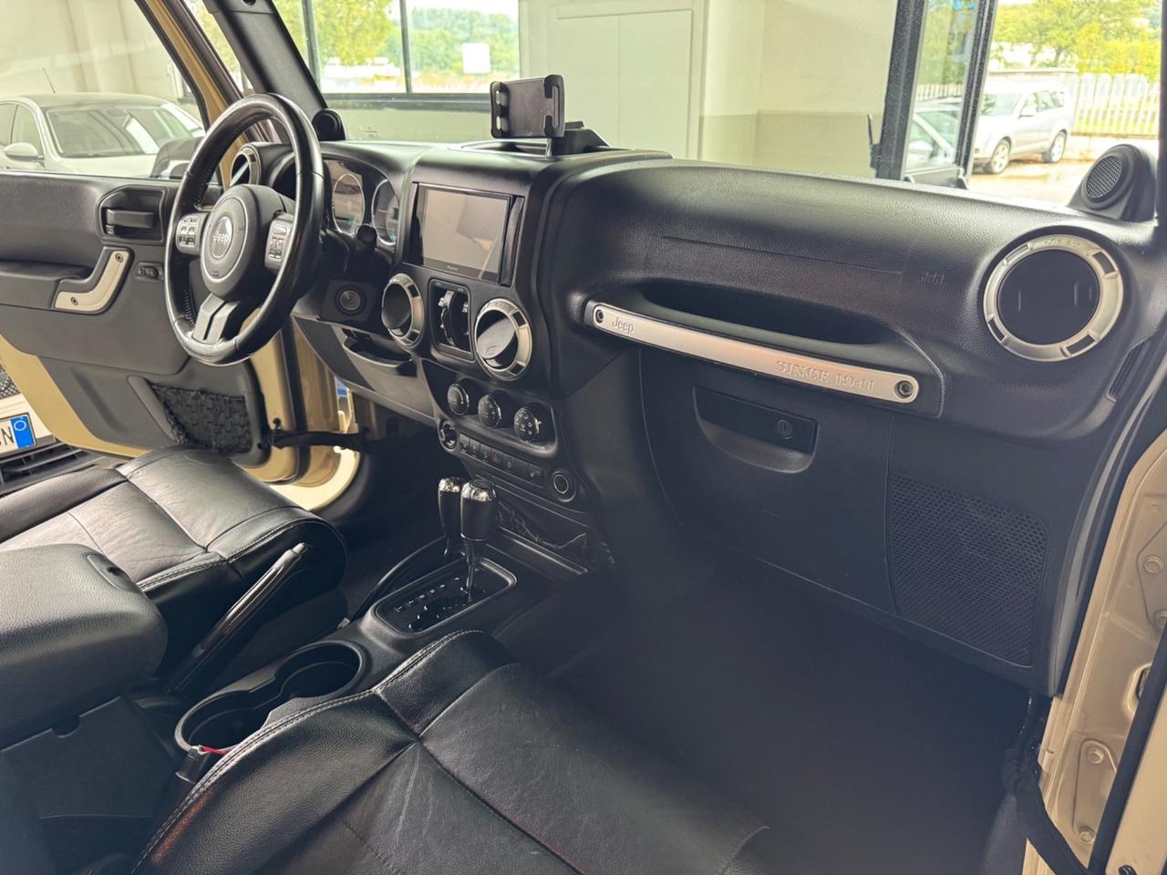 Jeep Wrangler 3.6 V6 Benz/gpl Sahara Auto