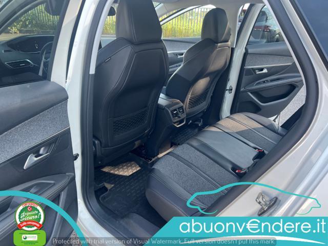 PEUGEOT 3008 BlueHDi 130 S&S EAT8 Allure