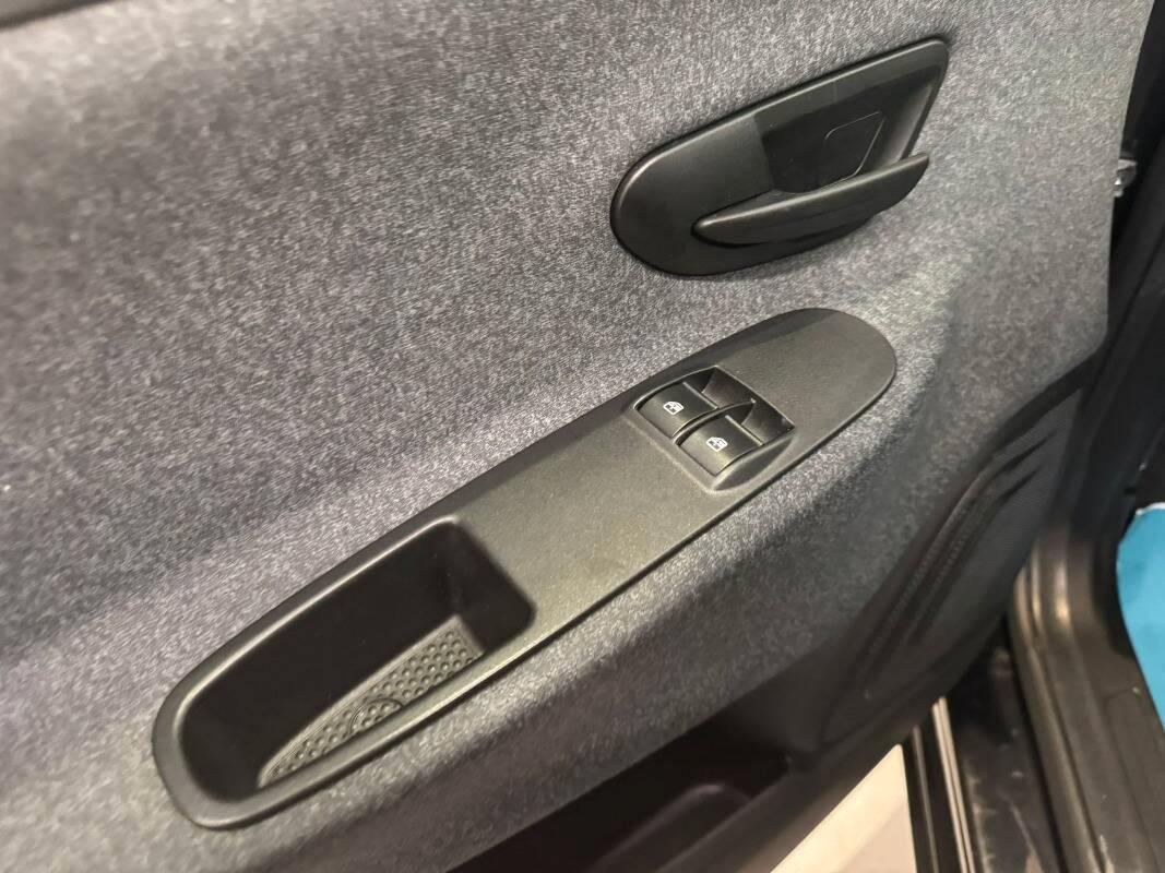 Lancia Ypsilon III 1.0 firefly hybrid Silver s&s 70cv