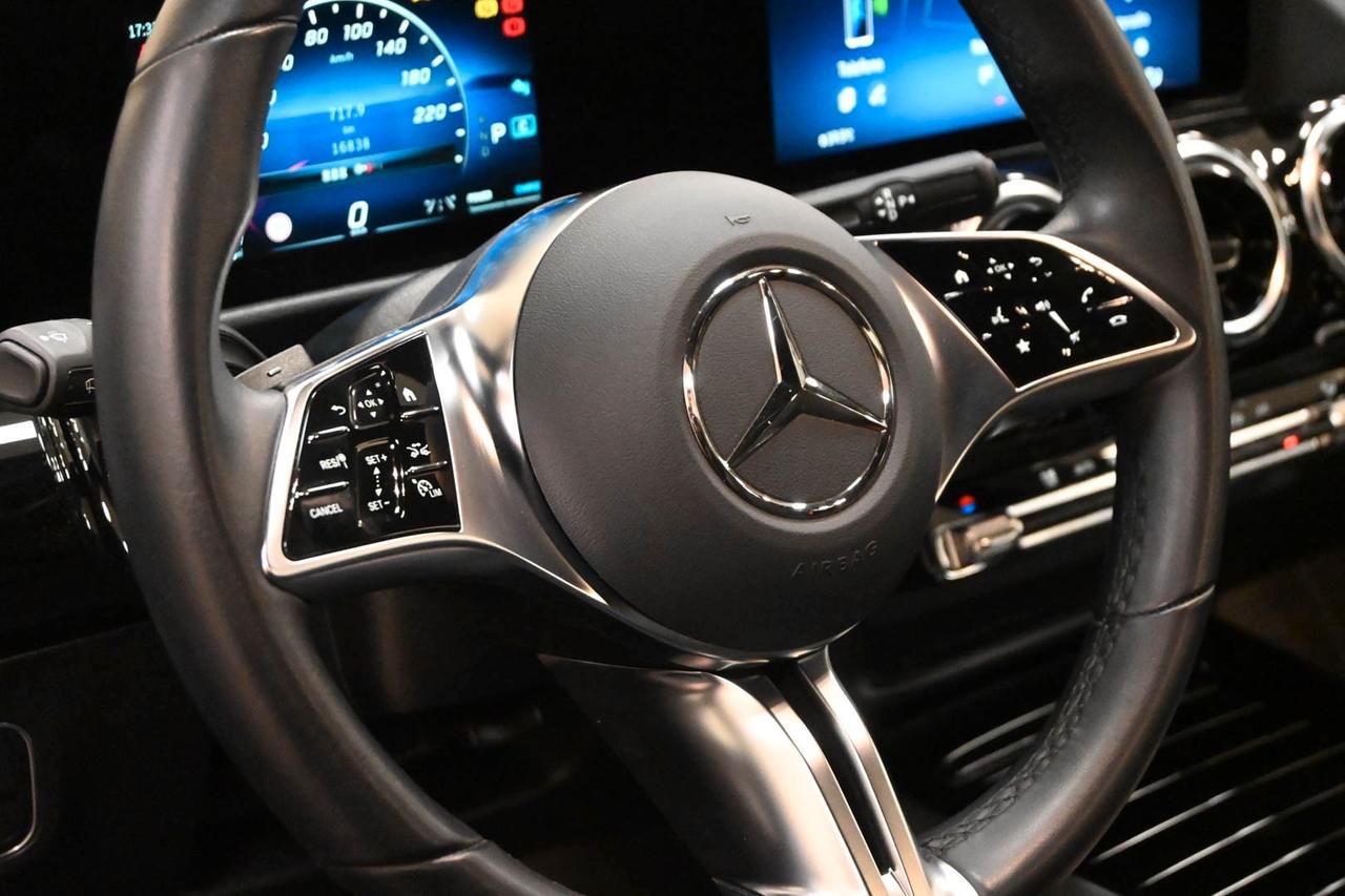 MERCEDES Classe B (W247) B 180 Automatic Ad...