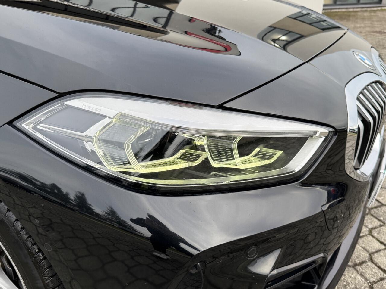 Bmw 118- 2.0d 5p. Msport | VOLANTE ALCANTARA