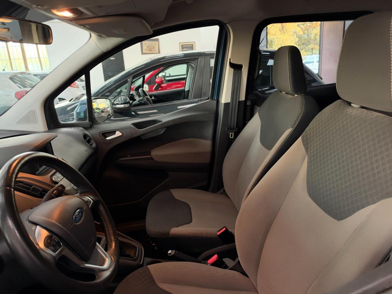 Ford Tourneo Courier 1.5 TDCI Turbo Diesel EURO 6 100 CV S&S Plus