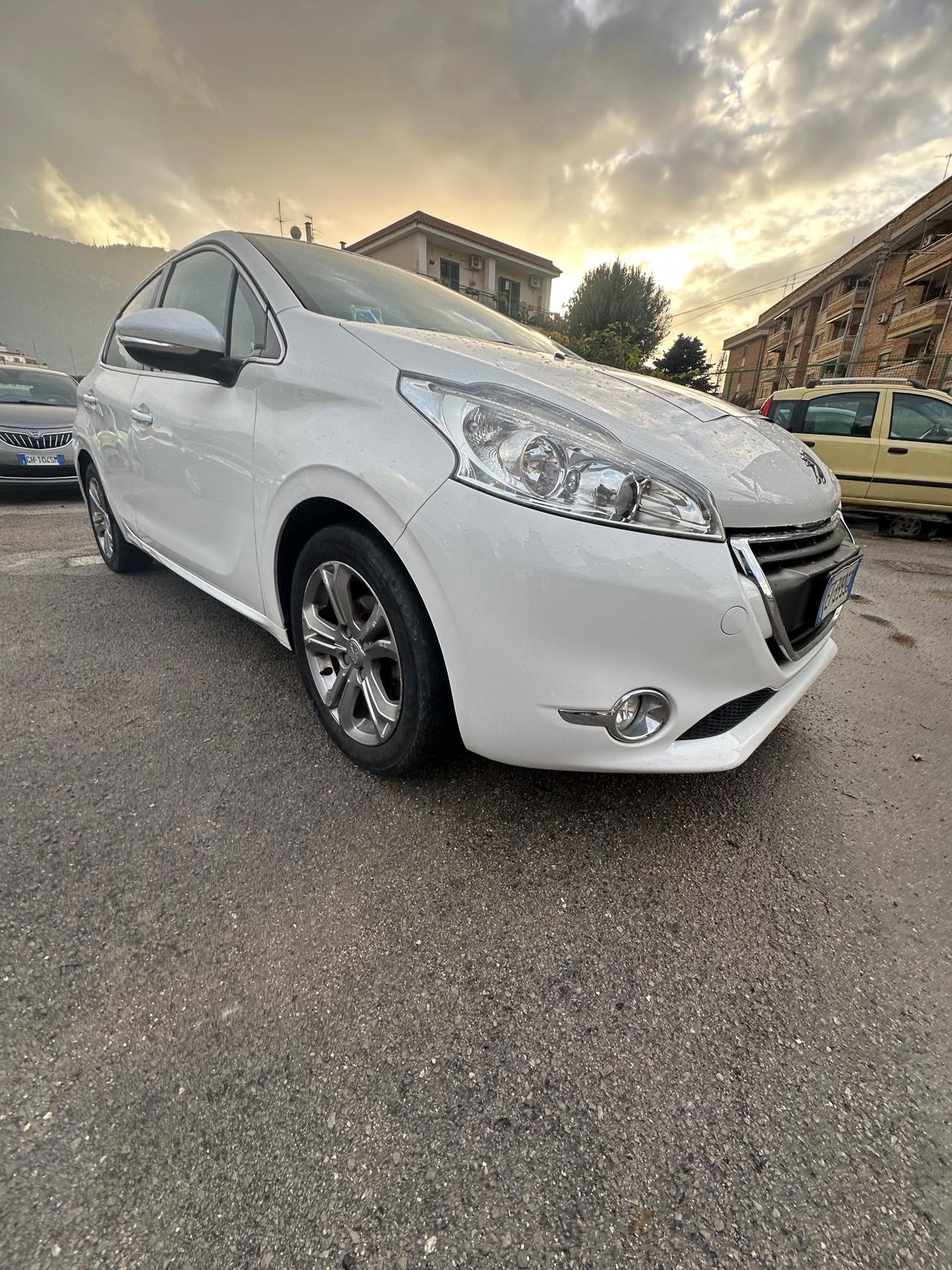 Peugeot 208 1.2 e-VTi 82 CV Stop&Start ETG5 5 porte Allure