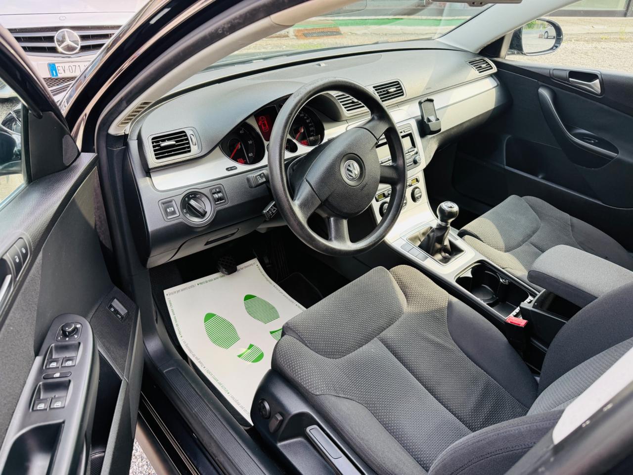 Volkswagen Passat 2.0 TDI DPF Var. Ok NEOPATENTATI