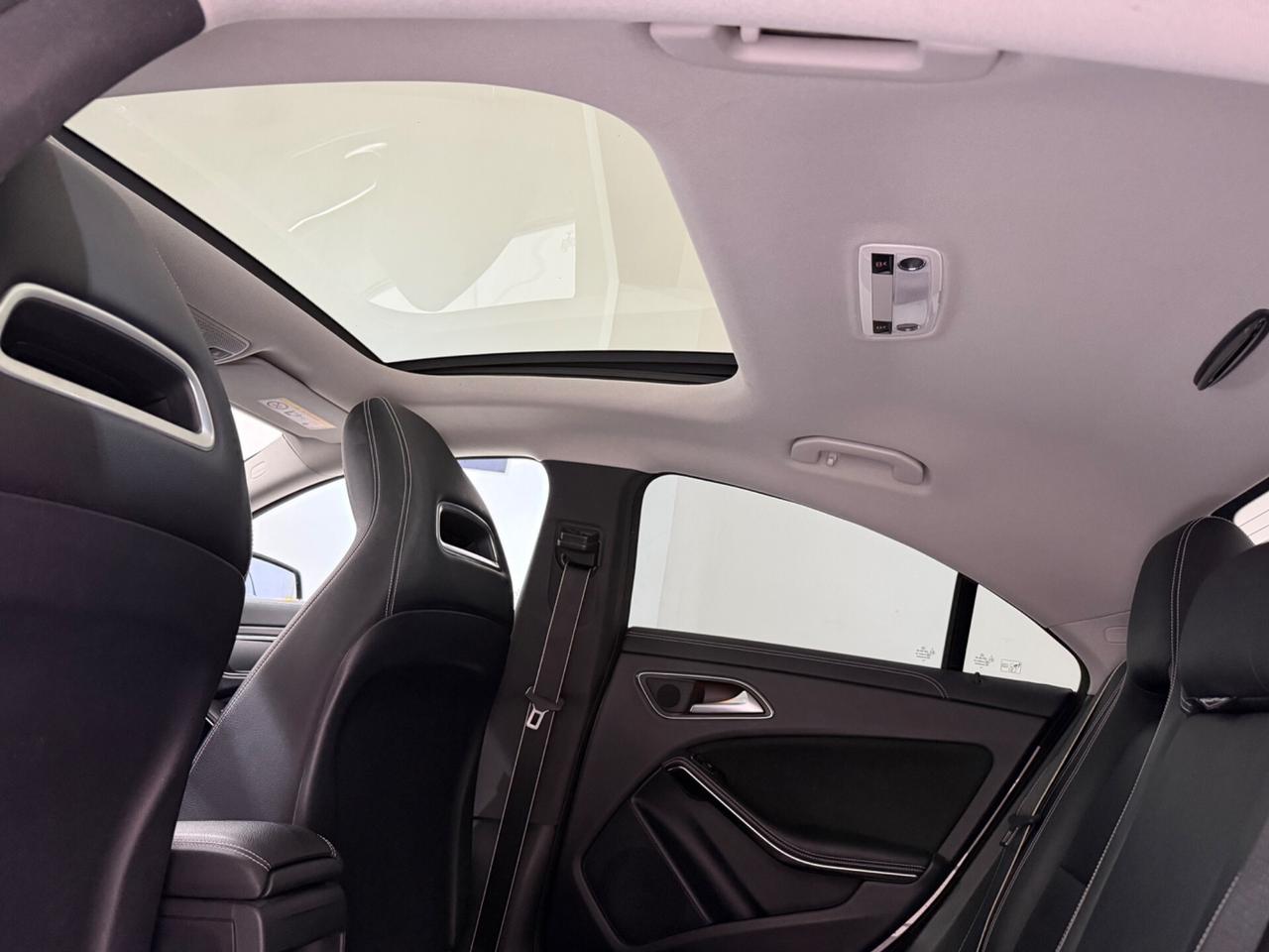 CLA 200 D AUTOMATIC PREMIUM EDITION