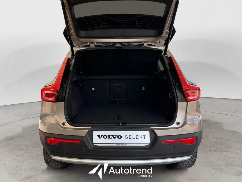 Volvo XC40 T2 129 CV Automatica NAVI LED Core