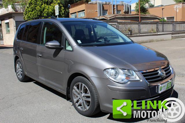 VOLKSWAGEN Touran 1.9 TDI 105CV DPF Highline 7 Posti per Neopatent..
