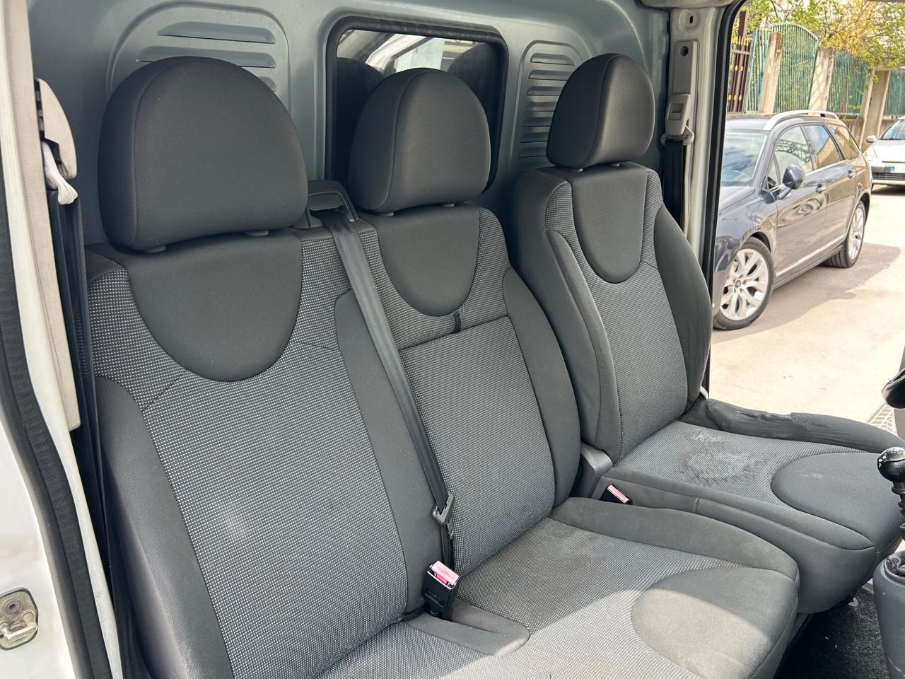 Peugeot Expert 2.0 HDi 125CV FAP PL-TA 12Q Furgone