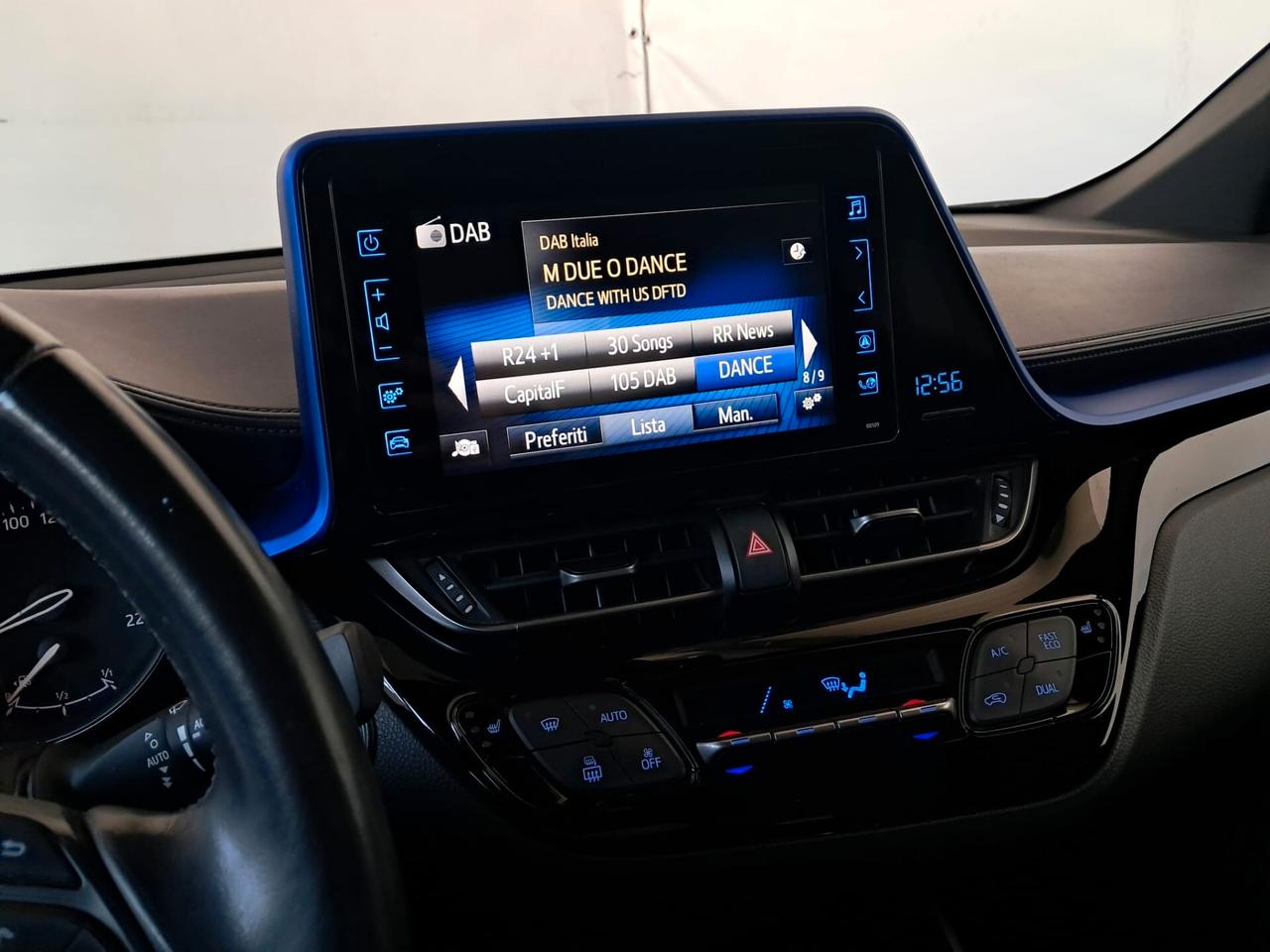 Toyota C-HR 1.8 Hybrid E-CVT Style