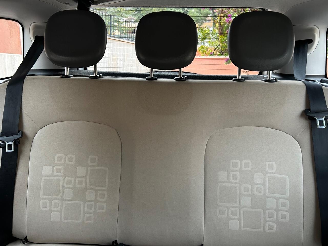 Fiat Panda 1.2 benz ideale per neo patentati ..