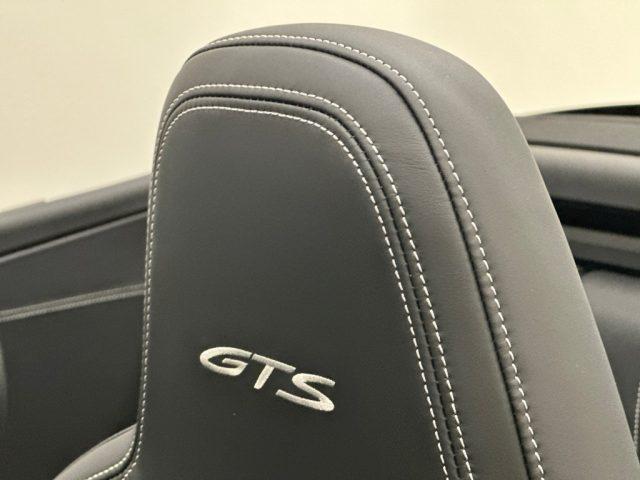 PORSCHE 992 Carrera 911 4 GTS Cabriolet