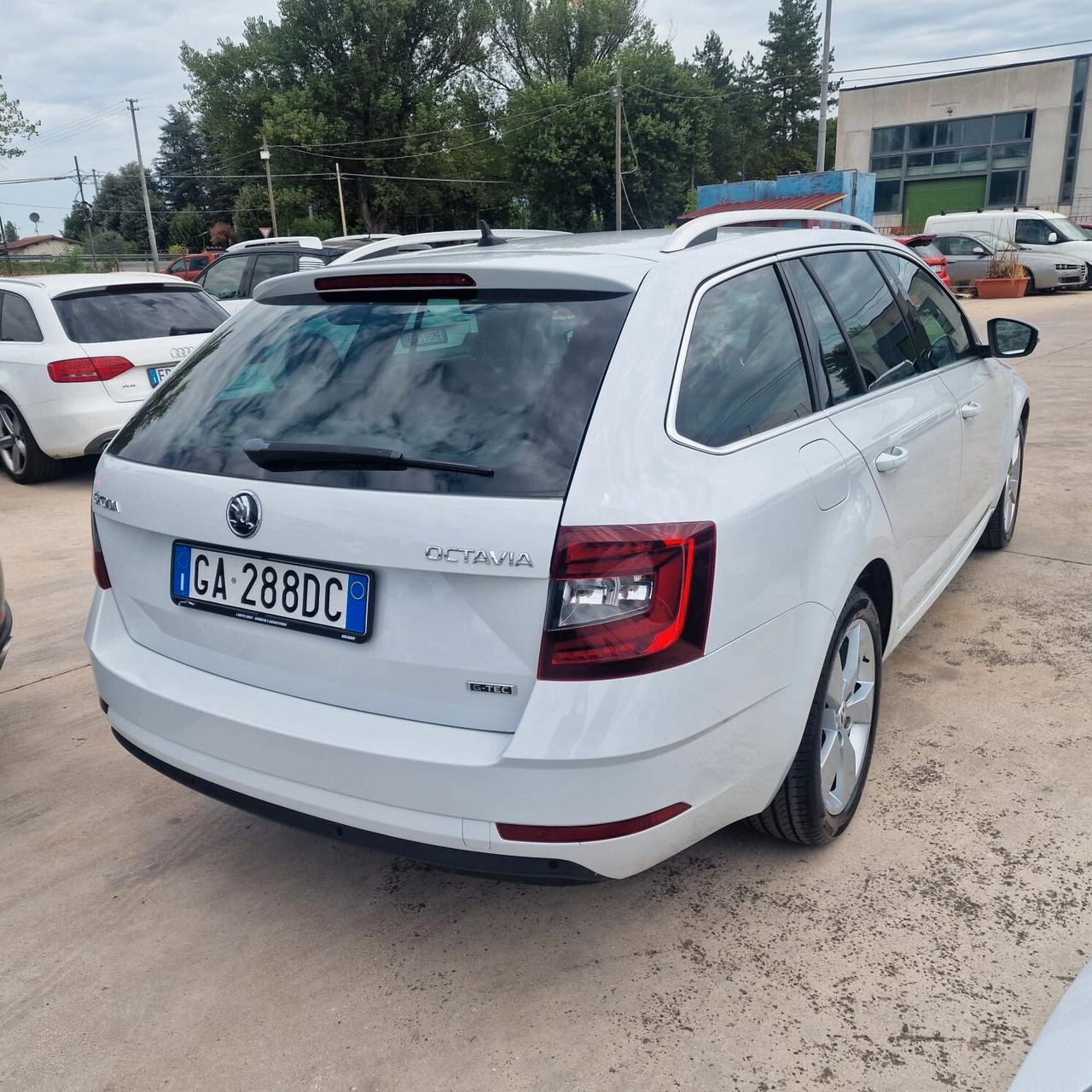 Skoda Octavia 1.5 DSG Wagon Ambition G-Tec GANCIO TRAINO UNICO PROPRIETARIO