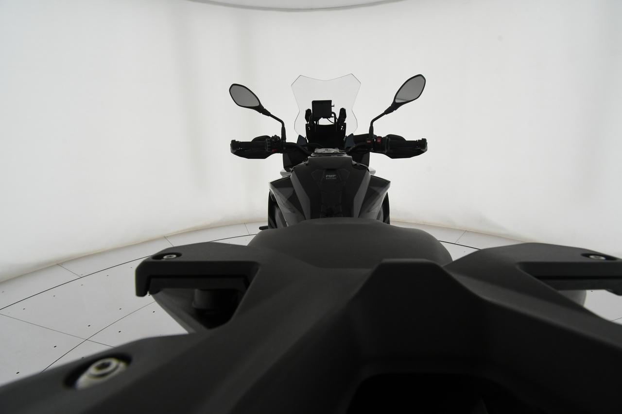 BMW S 1000 XR TRIPLE BLACK 2.500KM+C17"