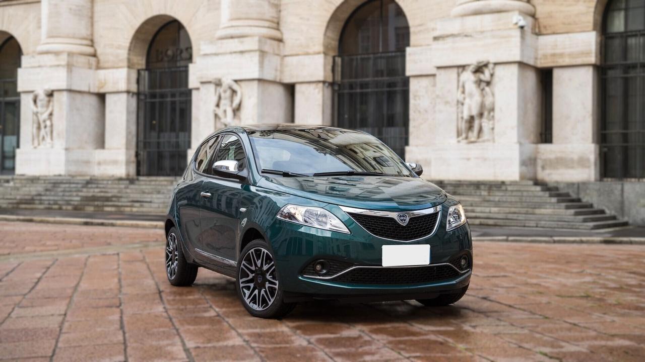 Lancia Ypsilon