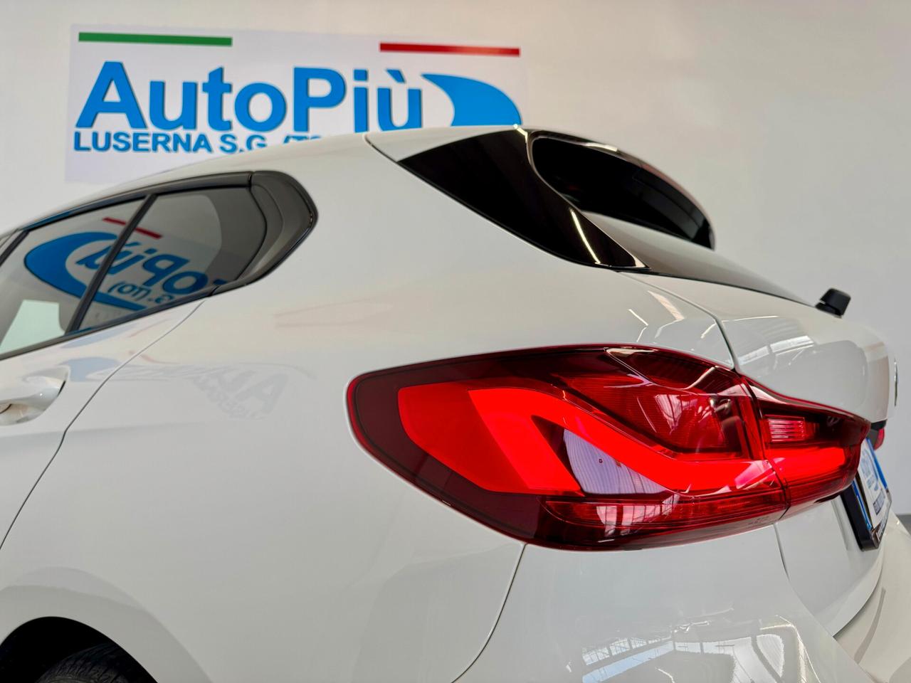 Bmw Serie 1 116 F40 116d 5p. Msport automatico