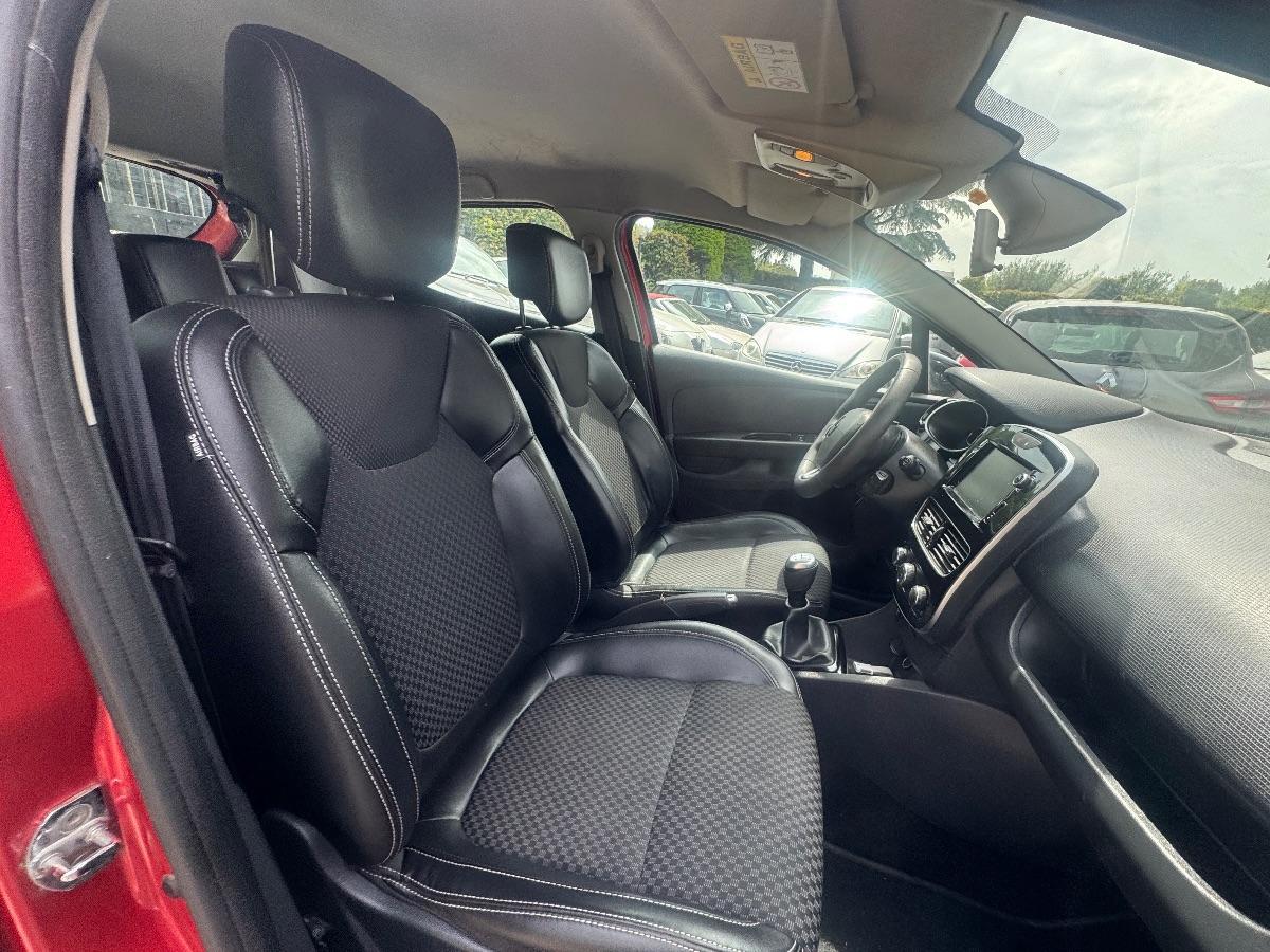 RENAULT Clio TCe 12V 90CV GPL 5p. Moschino Int.