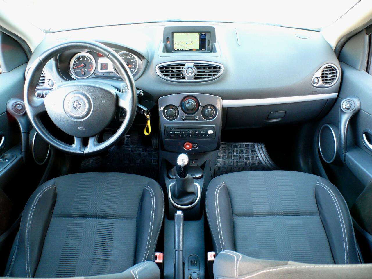 Renault Clio 1.2 16V 3 porte Dynamique