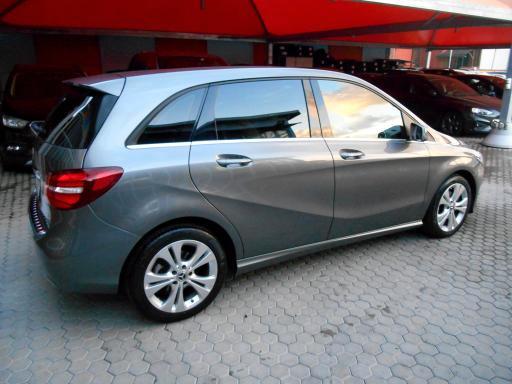 Mercedes B 180 BENZINA