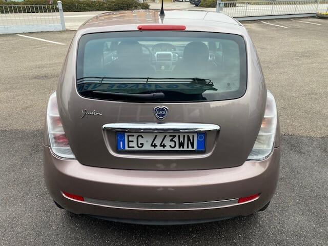 Lancia Ypsilon 1.2 69 CV OK Neopatentato