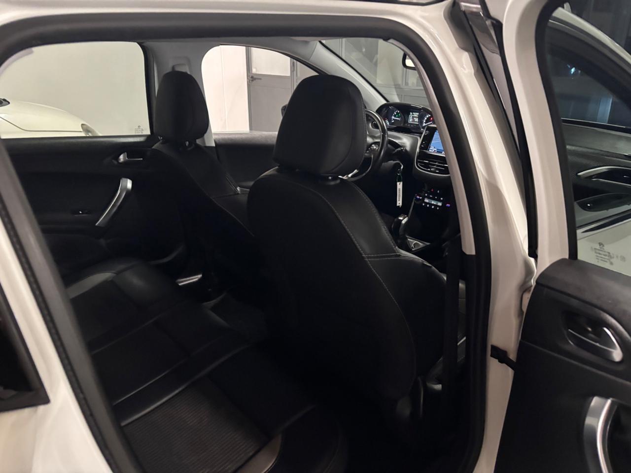 Peugeot 2008 1.2 B / GPL 2029 OK NEOPATENTATI Allure