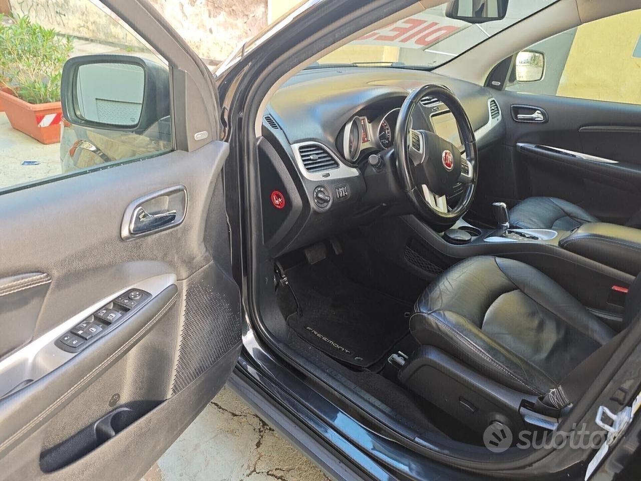 Fiat Freemont 2.0 Mjt 170 CV 4x4 aut. Black Code