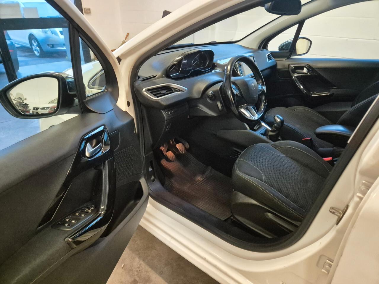 Peugeot 208 BlueHDi 100 5 porte GT Line PERFETTA