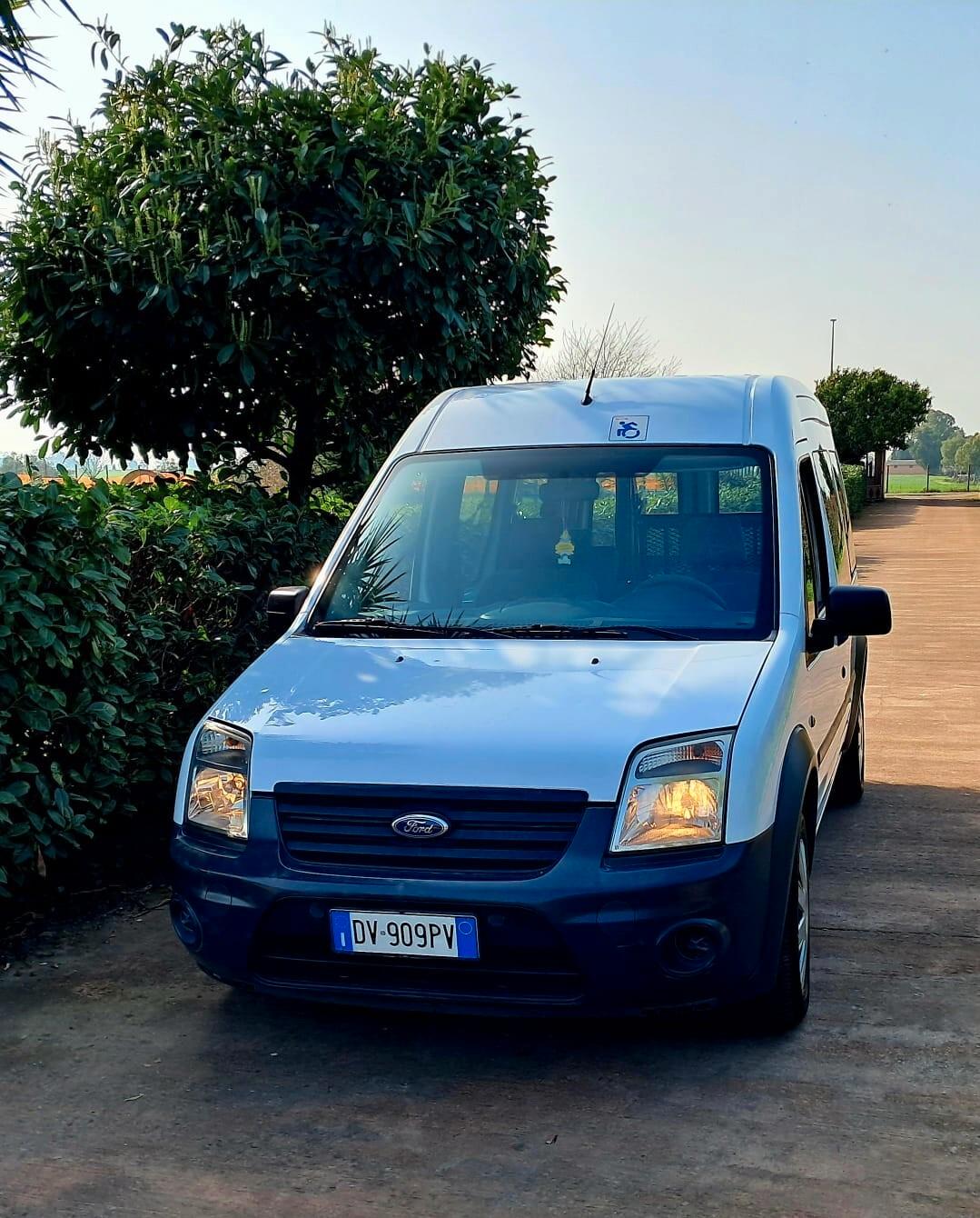 Ford Transit Connect Tourneo TRASPORTO DISABILI PEDANA ELETTROIDRAULICA TETTO ALTO
