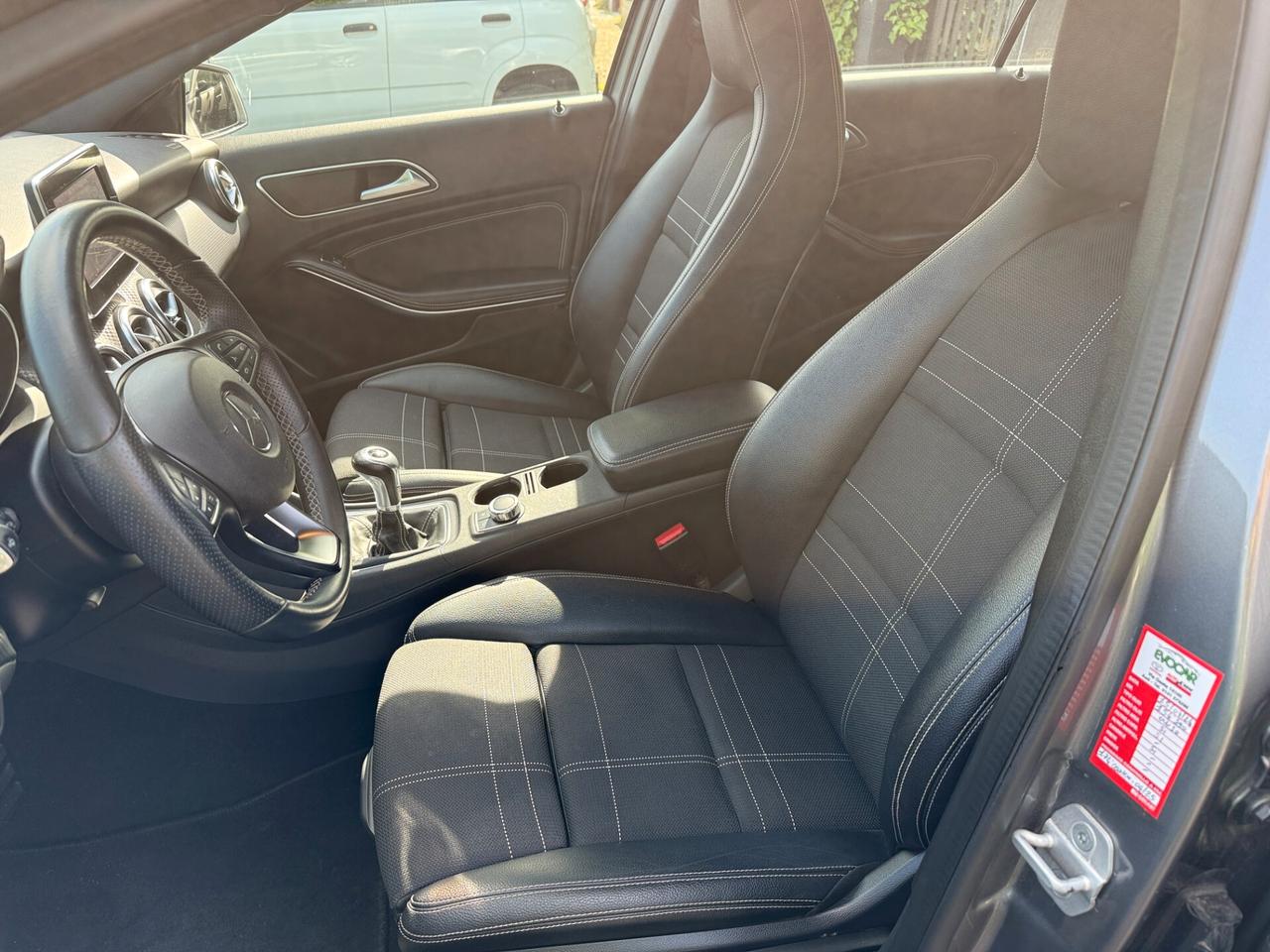 Mercedes-benz A 180 A 180 d Premium