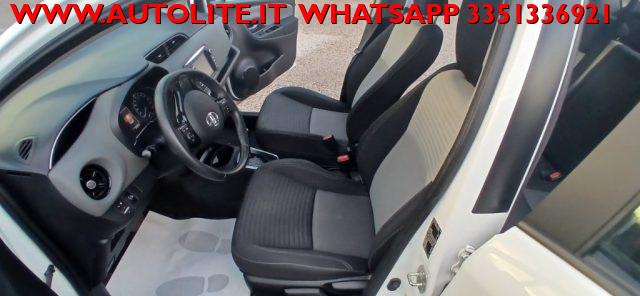 TOYOTA Yaris 1.5 Hybrid 5 porte Business