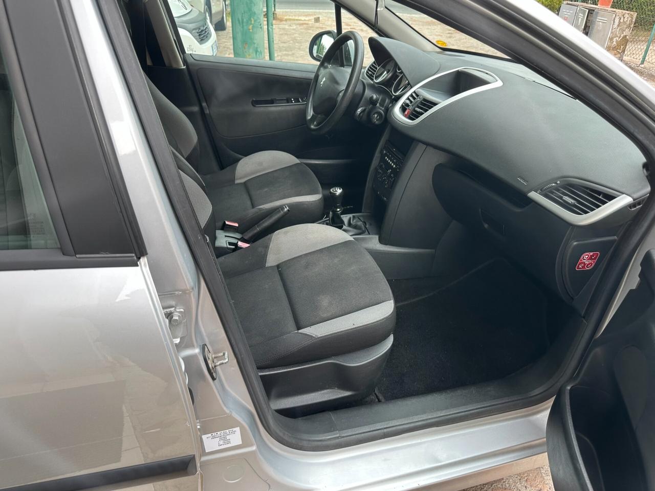 Peugeot 207 1.4 GPL Neopatentati
