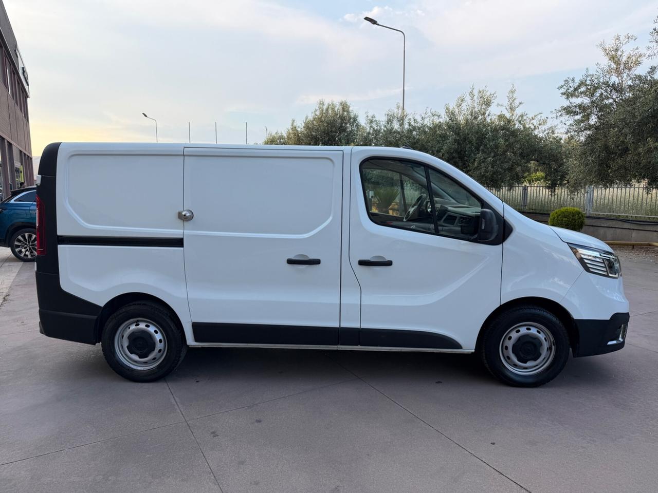Renault Trafic T27 2.0 dCi 150CV PC-TN Furgone Start