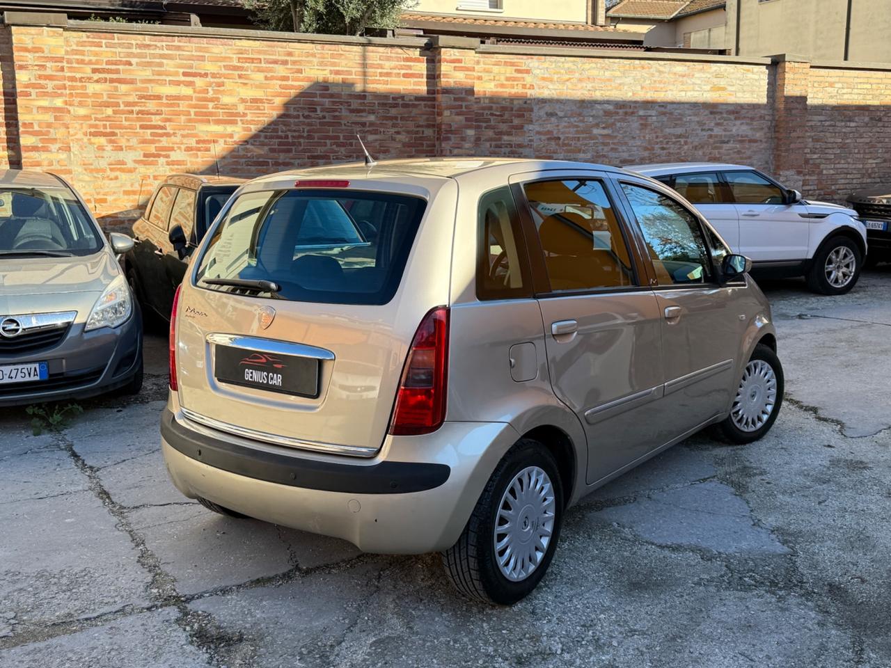 Lancia MUSA 1.4 16V Platino Plus GPL