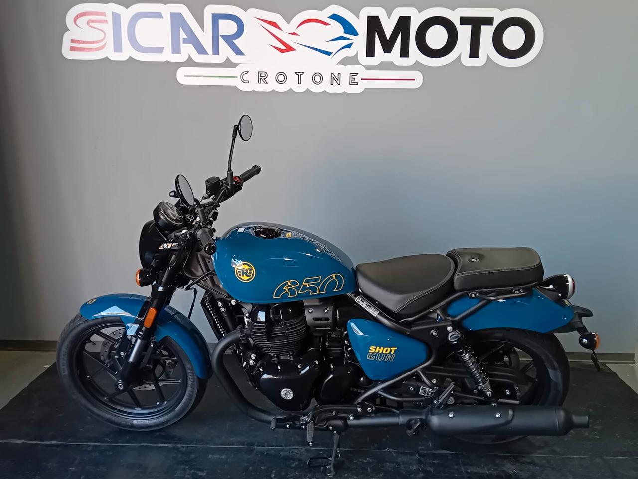 Royal Enfield Shotgun 650 PLASMA BLUE