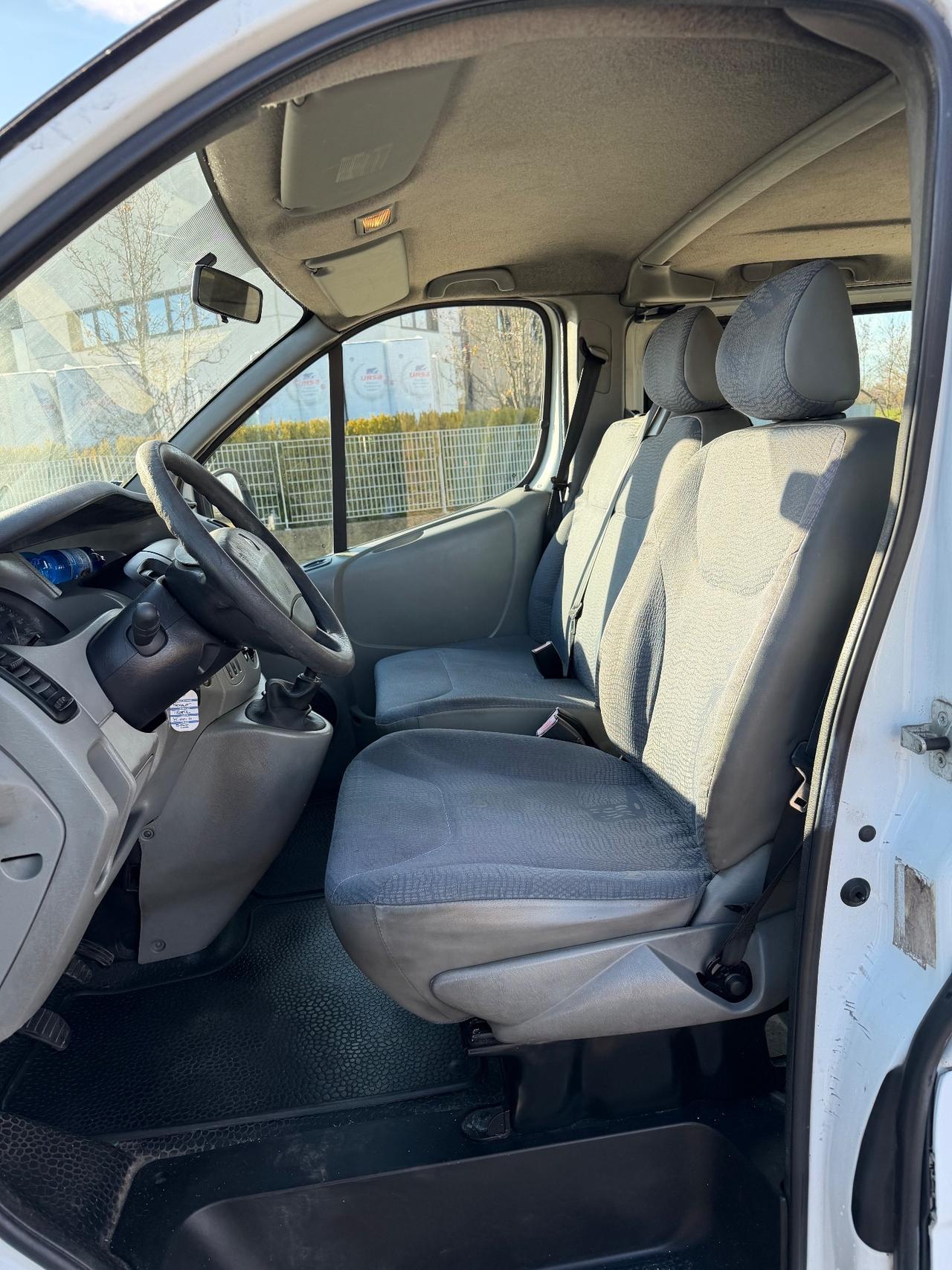 Renault Trafic T29 1.9 dCi/80 9 posti