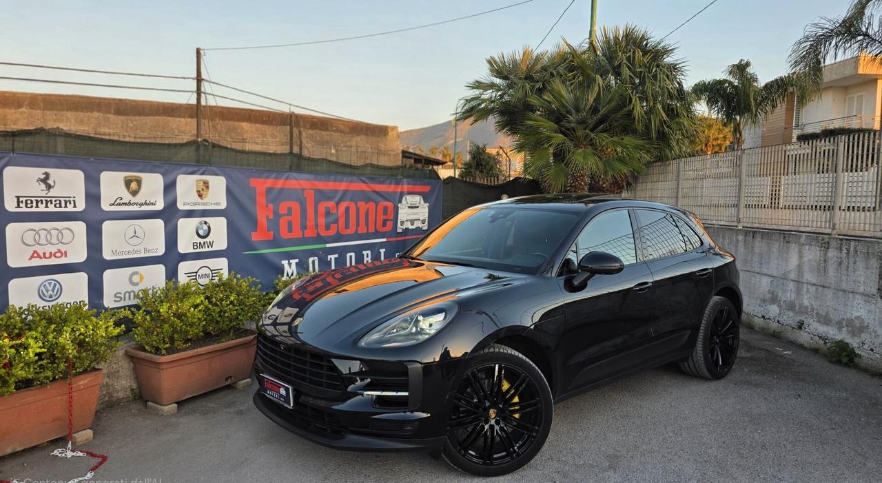 Porsche Macan 2.0 Scarico Sportivo Tetto