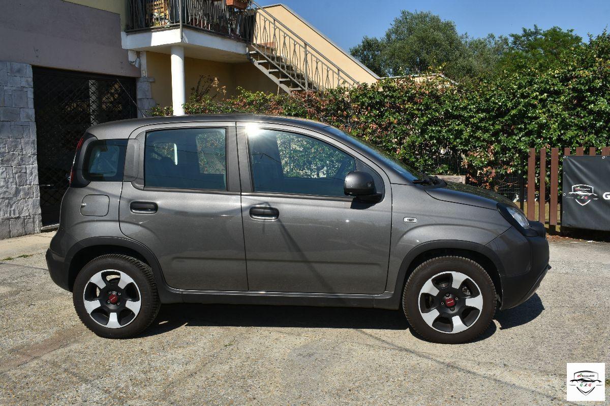 FIAT - Panda - 1.0 FireFly S&S Hybrid City Cross