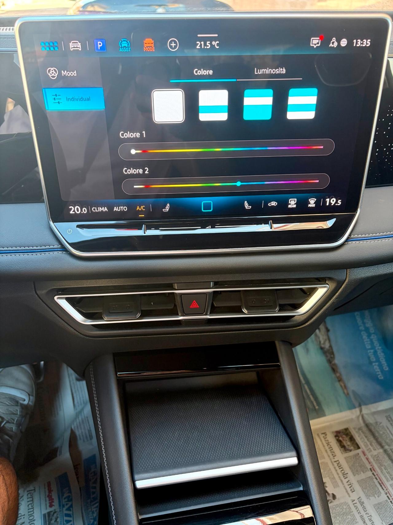 Volkswagen Tiguan 2.0 TDI 150 CV "DSG-R-LINE-15.000KM"-'24