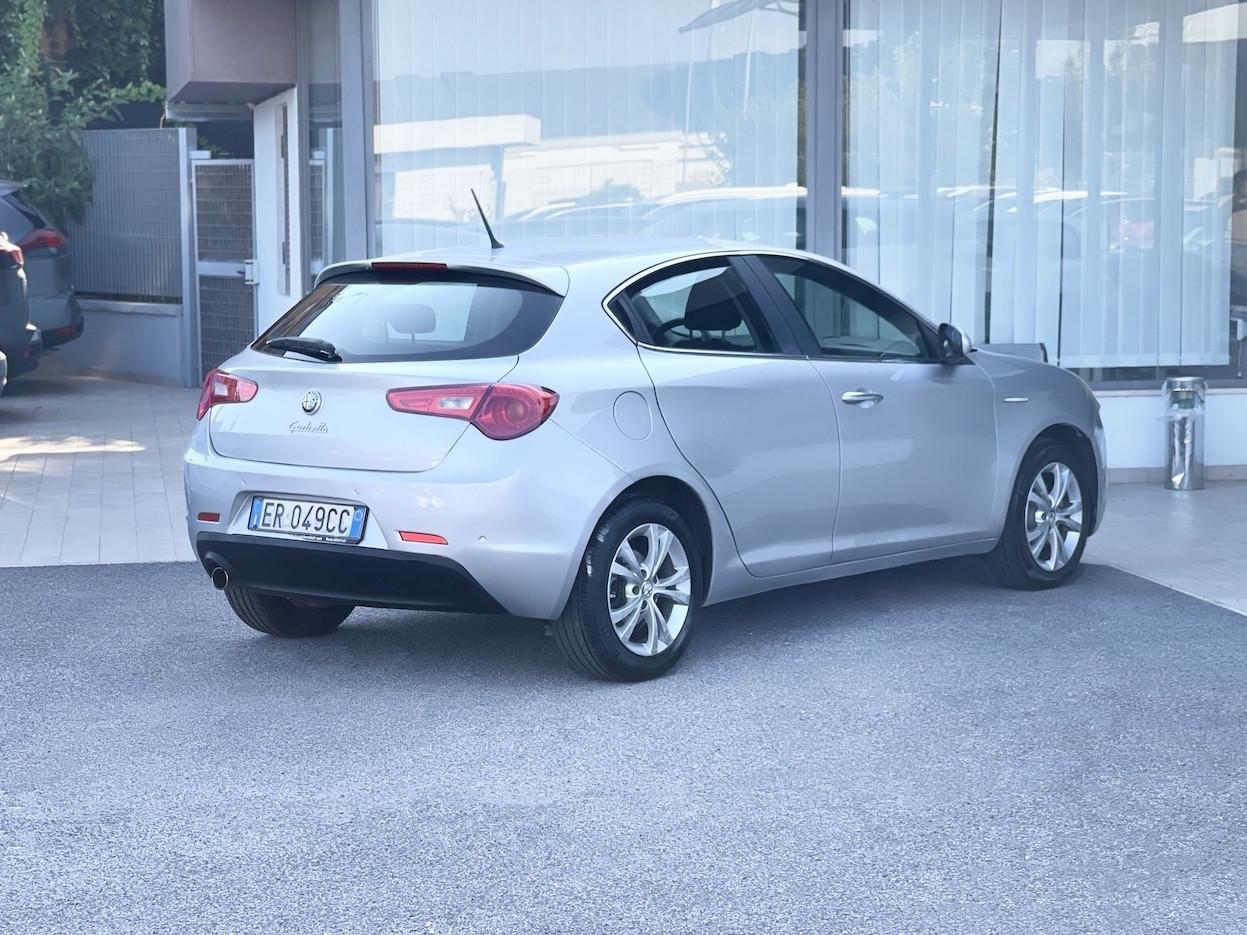 Alfa Romeo Giulietta 1.6 Diesel 105CV E5 Neo. - 2013