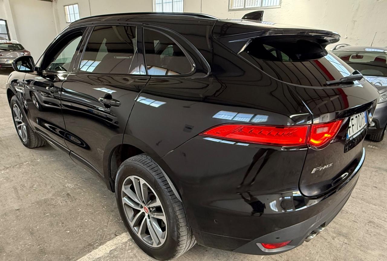 Jaguar F-Pace 2.0 D 180 CV AWD Automatica - 2016