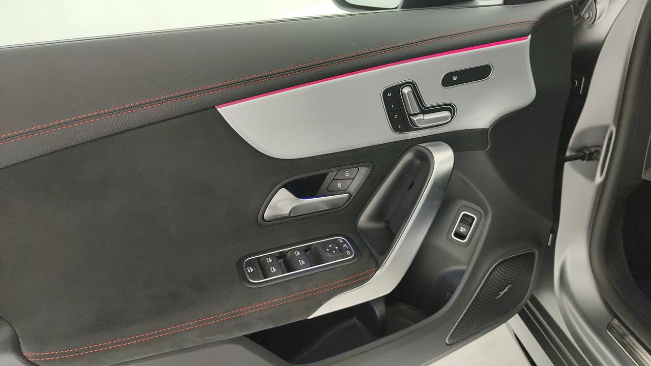 Mercedes-Benz CLA Sh.Brake - X118 - CLA Shooting Brake AMG 45 S 4matic+ auto