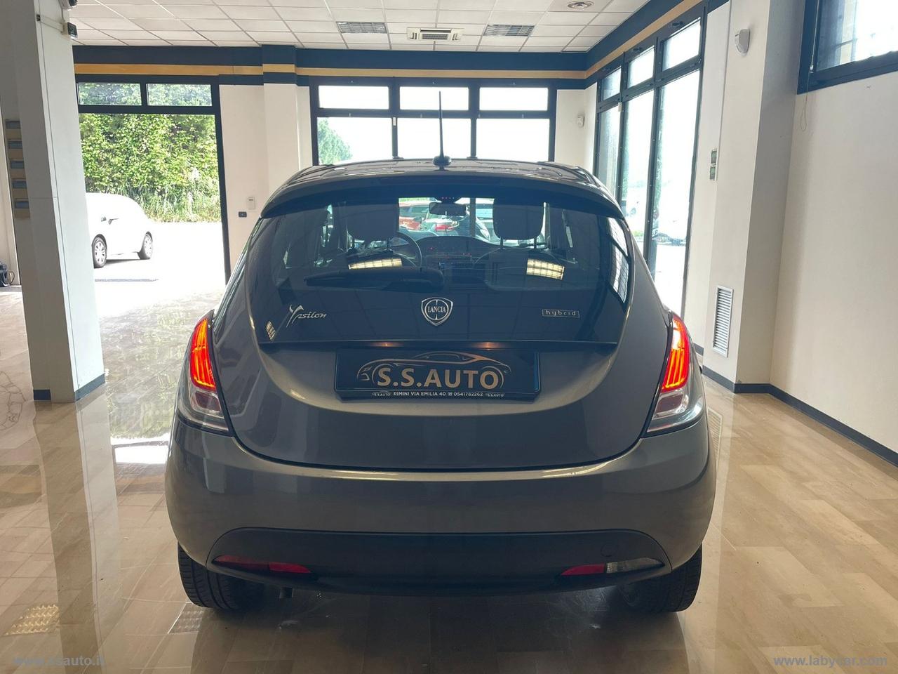 LANCIA Ypsilon 1.0 FireFly 5p.S&S Hyb. Eco A.F.