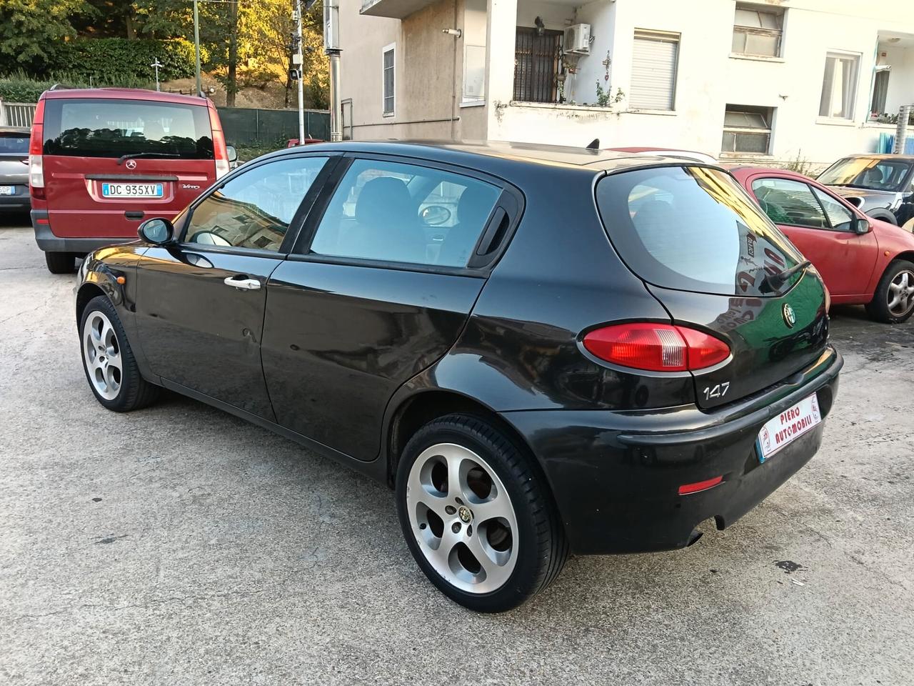 Alfa Romeo 147 1.9 JTD 16V cat 5 porte Distinctive