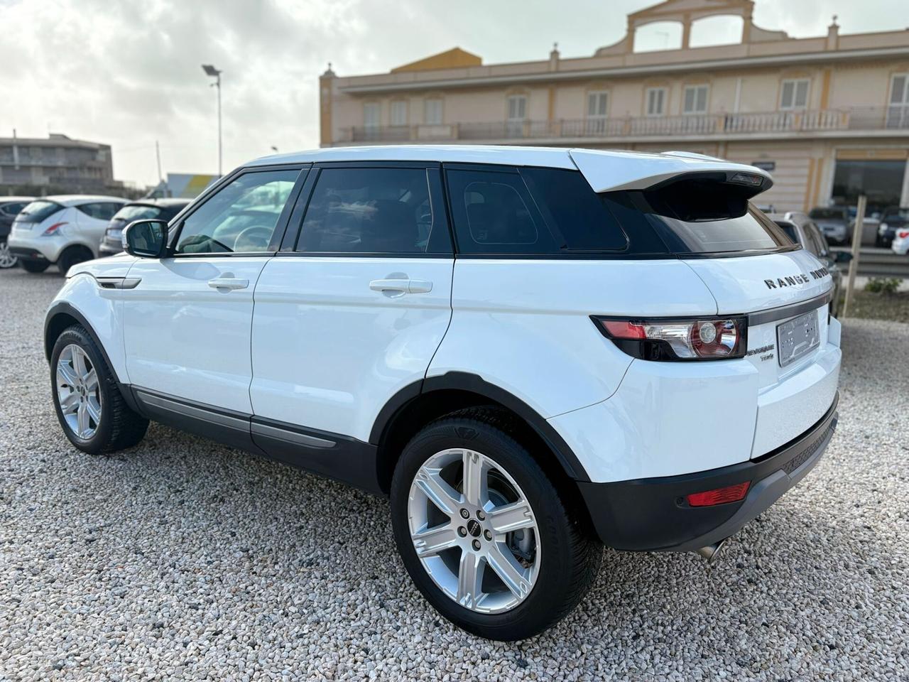 Land Rover Range Evoque 2.2 TD4 5p. Prestige