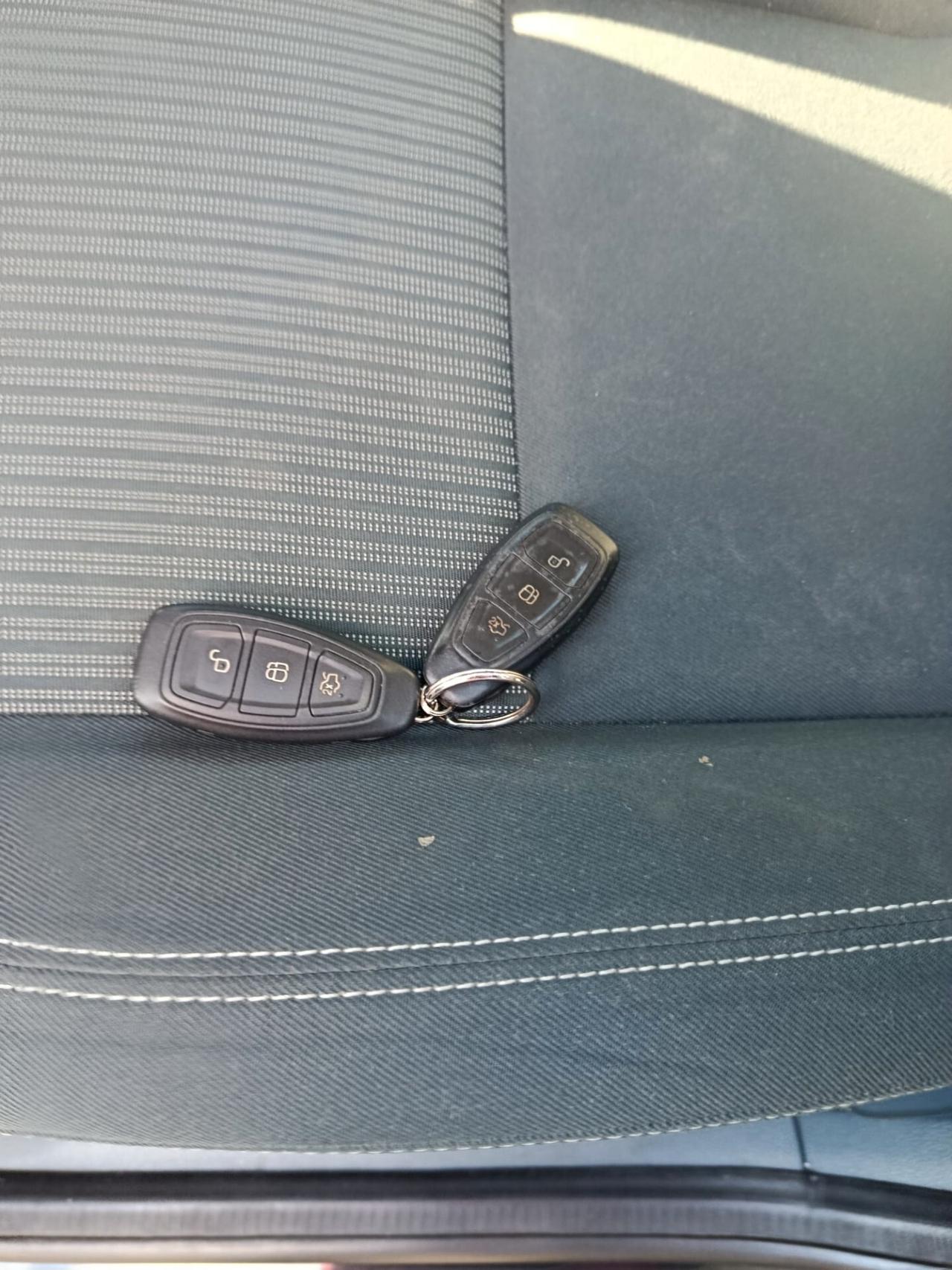 Ford Grand C-Max 7 posti 1.6 TDCi 115CV Titanium