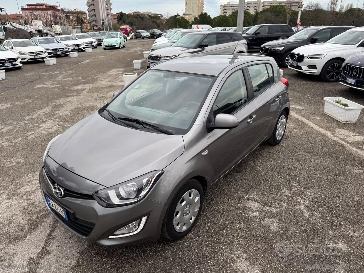 HYUNDAI i20 1.2 5p. Econext Sound Edition
