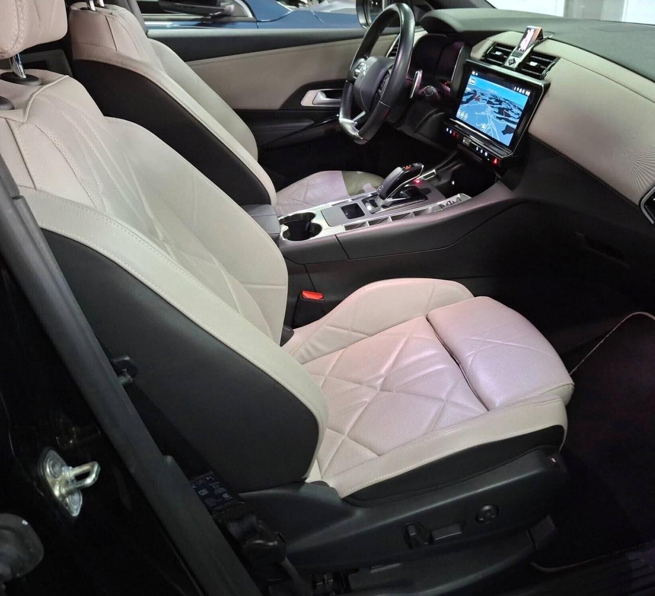 Ds 7 BlueHDi 130 aut. Cerchi 19 Sedili massaggianti