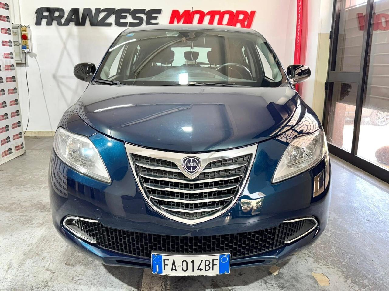 Lancia Ypsilon 1.2 69 CV 5 porte GPL Ecochic 30th Anniversary