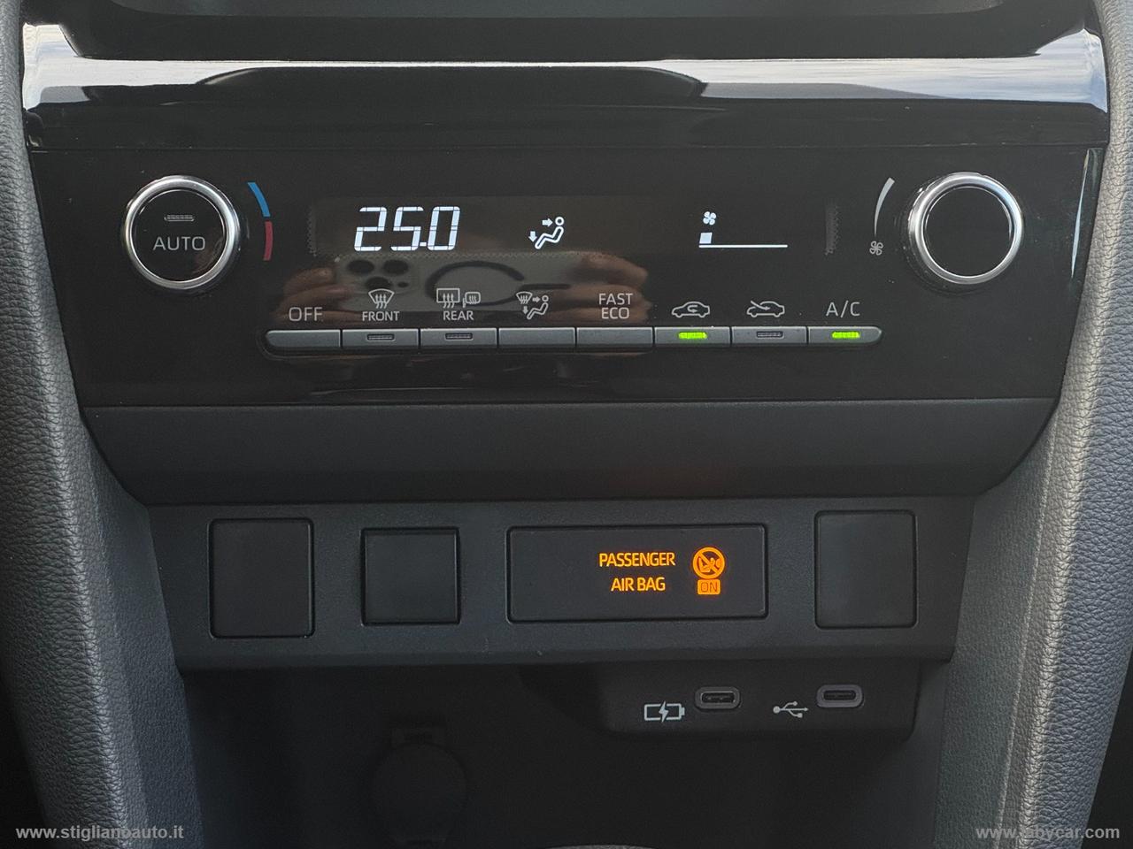 TOYOTA Yaris Cross 1.5 Hybrid 5p. E-CVT Busin.